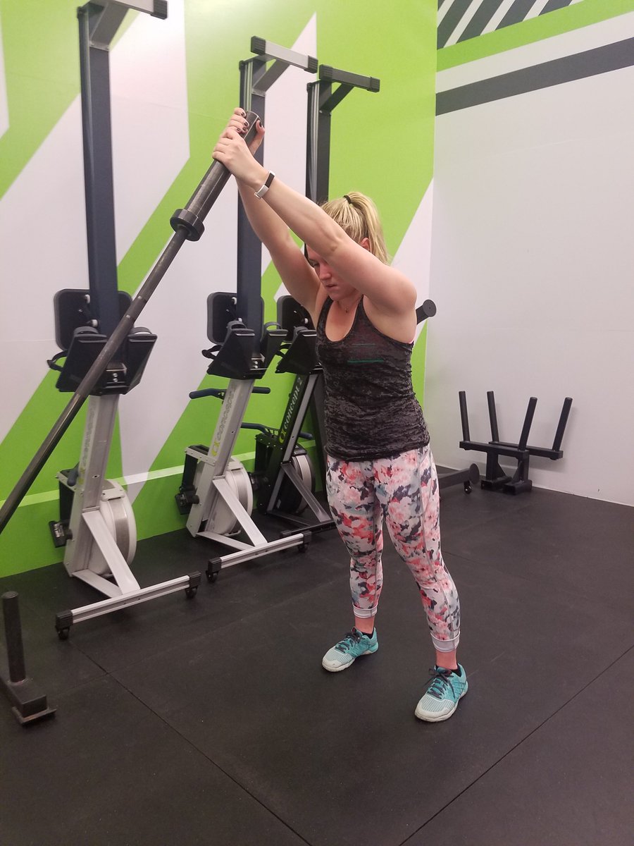MaxVFitness's tweet photo. If your six-pack plan consists of endless crunches and situps, you need a new plan. #maxvfitness #maxvelocity https://t.co/3OZ0LVwG7y https://t.co/T1RrdvRNtw