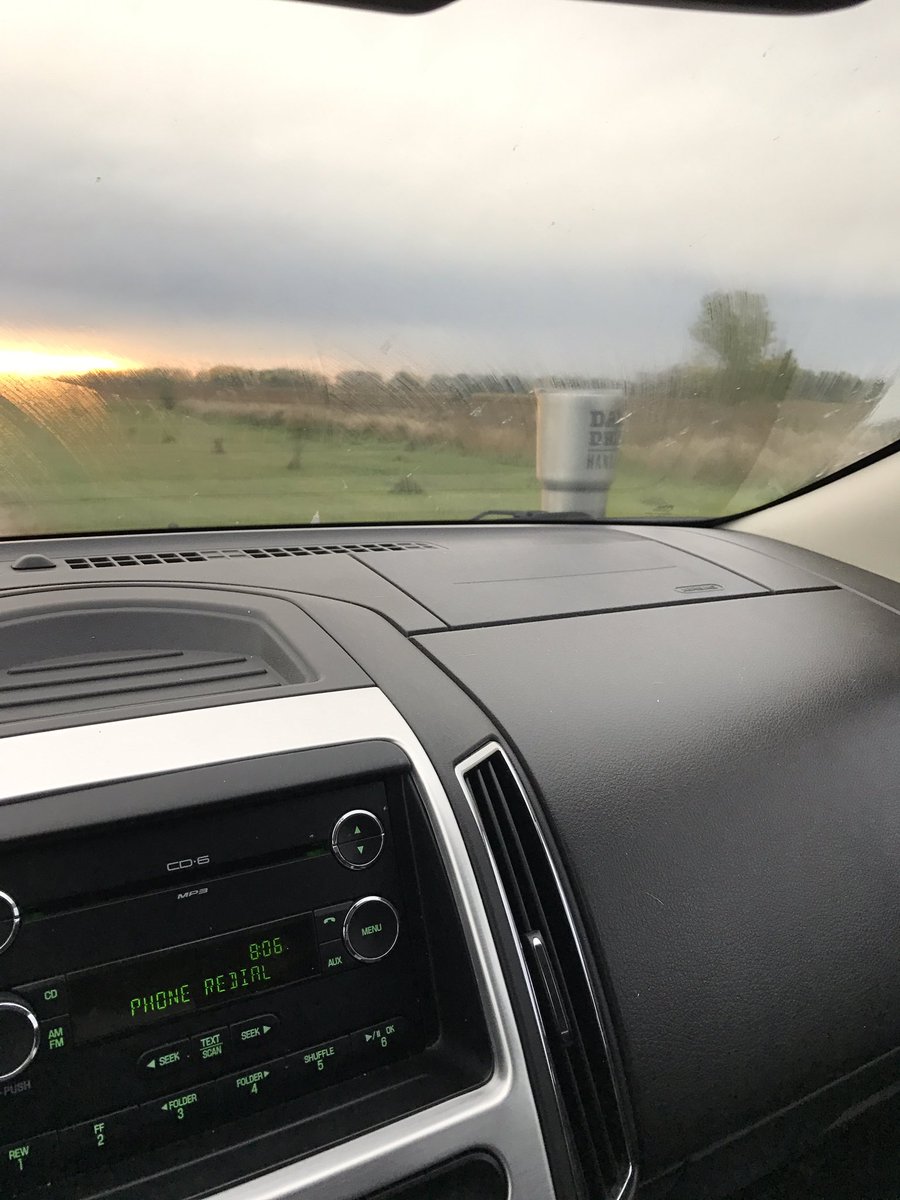 ChasesDad2018's tweet photo. Hey @YETICoolers you keep coffee warm and must come w/ stabilitrak or something. #balancepro #wheresmycoffee #1/4miledowntheroad #rollcobbs https://t.co/LOw7agqL84