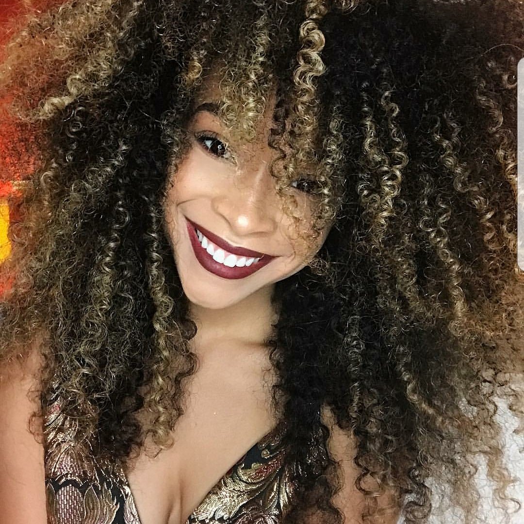 TxturePro's tweet photo. Freedom Friday! Try the #bestdetanglingtools for #naturalhair today!
📸: @Itstayloranne__ https://t.co/a78hlQVssh
