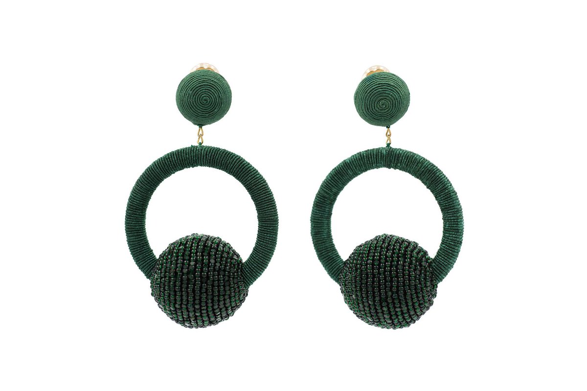BritishVogue's tweet photo. The 10 best statement earrings to buy now: https://t.co/Ma1glgkNVB https://t.co/VZs6McZpgI