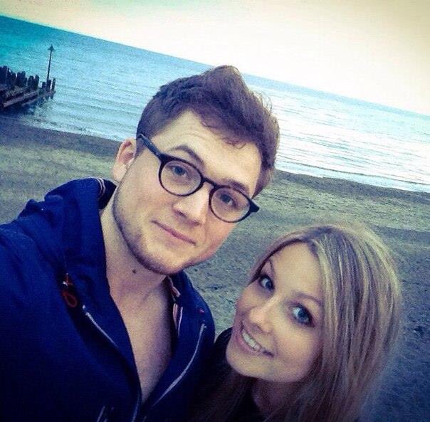 taronegertonphp's tweet photo. I wish in life is to take a selfie with @TaronEgerton ππππ» #taronegerton #taronegertonph #kingsman #tarontulas #taronatics #taronized
*ctto https://t.co/HOxUZsmQnW