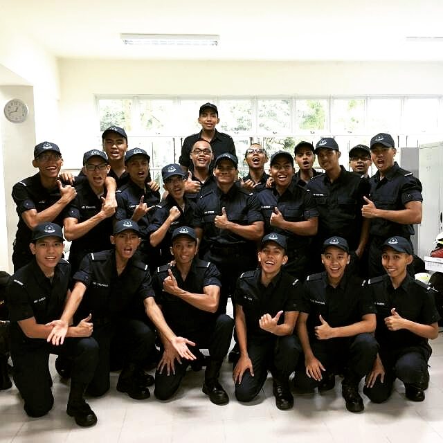 AzhanForRyu's tweet photo. #OnThisDay 2 years ago I was enlisted for National Service (NS) in the Singapore Civil Defence Force (SCDF). #anationoflifesavers #myscdf https://t.co/bIdo1POe37