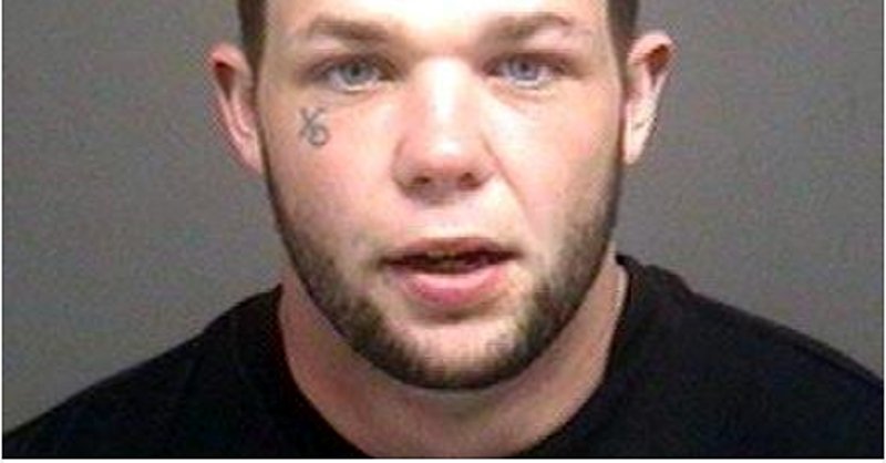 Car thief suspect captured bit.ly/2y5amHo @CCPSmedia #CornwallON #captured #arrest #wanted https://t.co/XddElTqn29