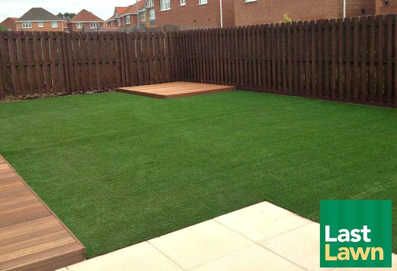 last_lawn's tweet photo. There is something so satisfying about a garden so neat... clean, straight edges and no clutter in sight 😍  #glasgow #landscaping https://t.co/WpOHI4q6QD