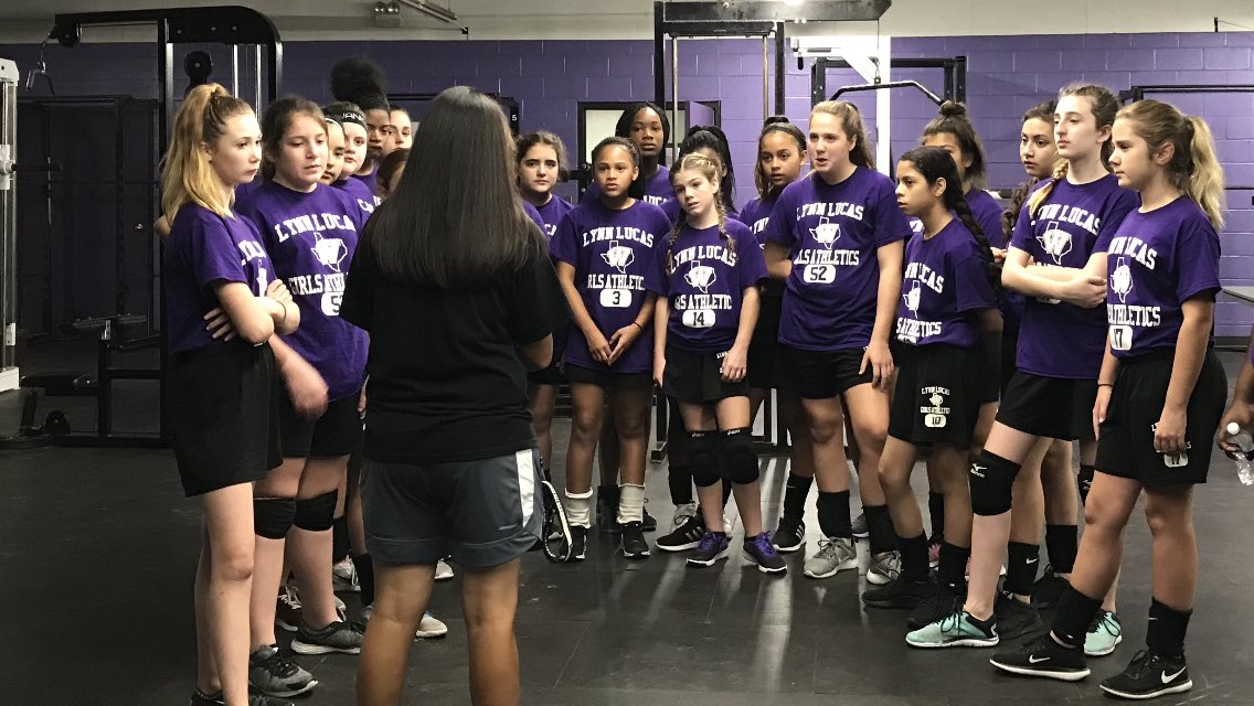 LLMSLadyLynx's tweet photo. Lady Lynx putting in the work in the weight room @LLMSLynx https://t.co/cqfTzpPLeH