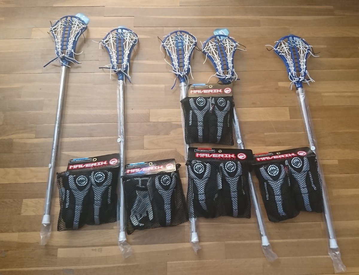 CuencaLacrosse's tweet photo. Gracias a la AEL @SpainLacrosse por la donación de estos pedazo de palos y guantes
Con esto el equipo femenino se puede asentar por fin! 👏👏👏 https://t.co/RCXEpxMMiM