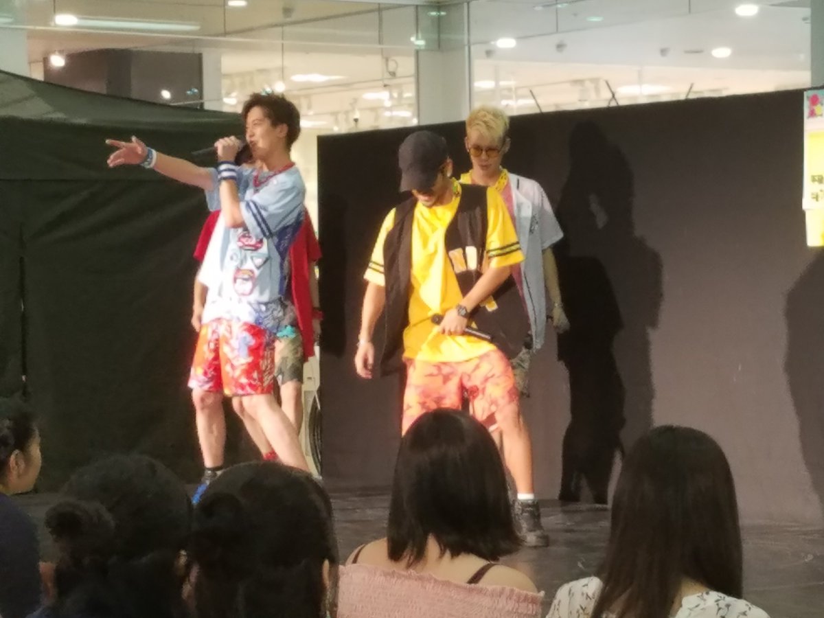 al2tfvDwd6nTbzA's tweet photo. @itto_aceoftime Ittoさん久しぶりのライヴ楽しかったです。また、時間みつけて遊びに行きます。#ACEOFtime https://t.co/2W1StdTK60
