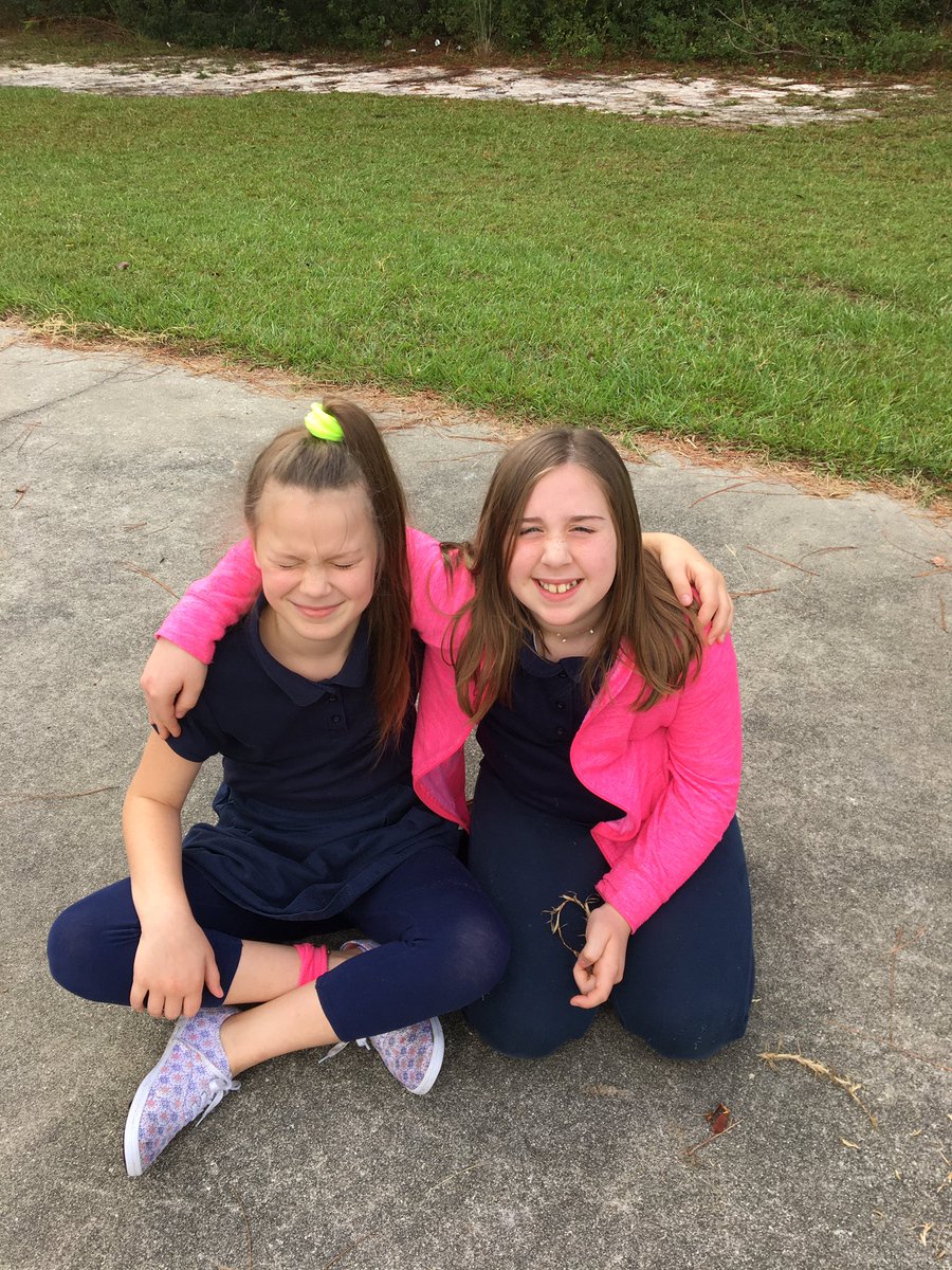 SpradleyMelanie's tweet photo. We earned extra recess! #goodchoices=positive results https://t.co/qYmjQU6OST