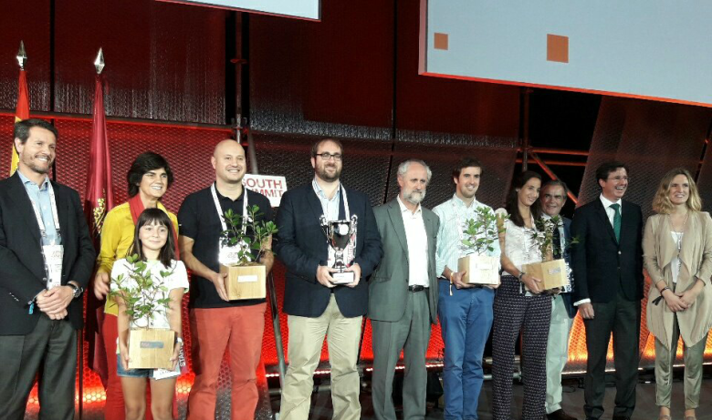 ElReferente_tec's tweet photo. Wallbox gana la competición de startups del #SouthSummit17 @south_summit https://t.co/ZeXdTTpfAT https://t.co/xkb1u4NbPM