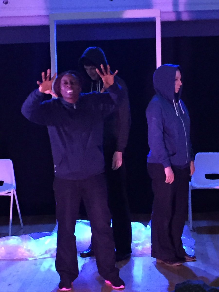 To donate organs or not? #TheMessenger by award winning <a href="/LimbikTheatre/">Limbik Theatre</a> tackles the fear around #organ donation