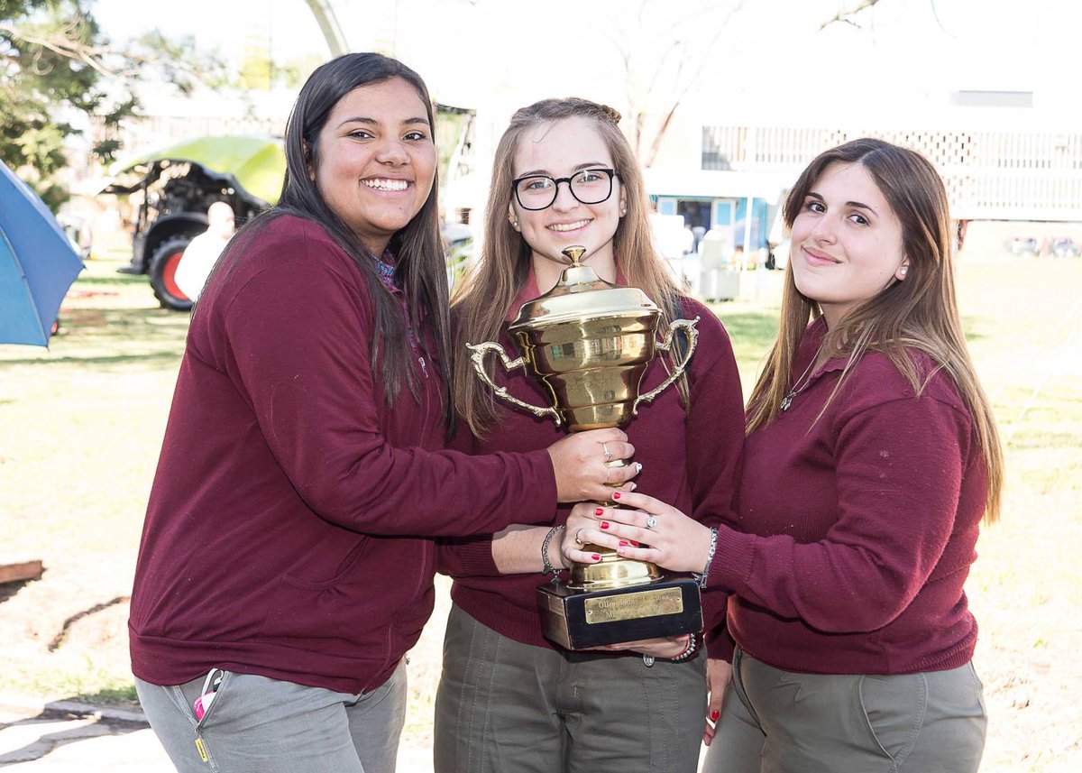 #RevivíMercolactea

Conoce a las Ganadoras de las 15tas. Olimpiadas Lácteas >>> bit.ly/2wOuMW2
 
👩‍🏫🐮🏆📚