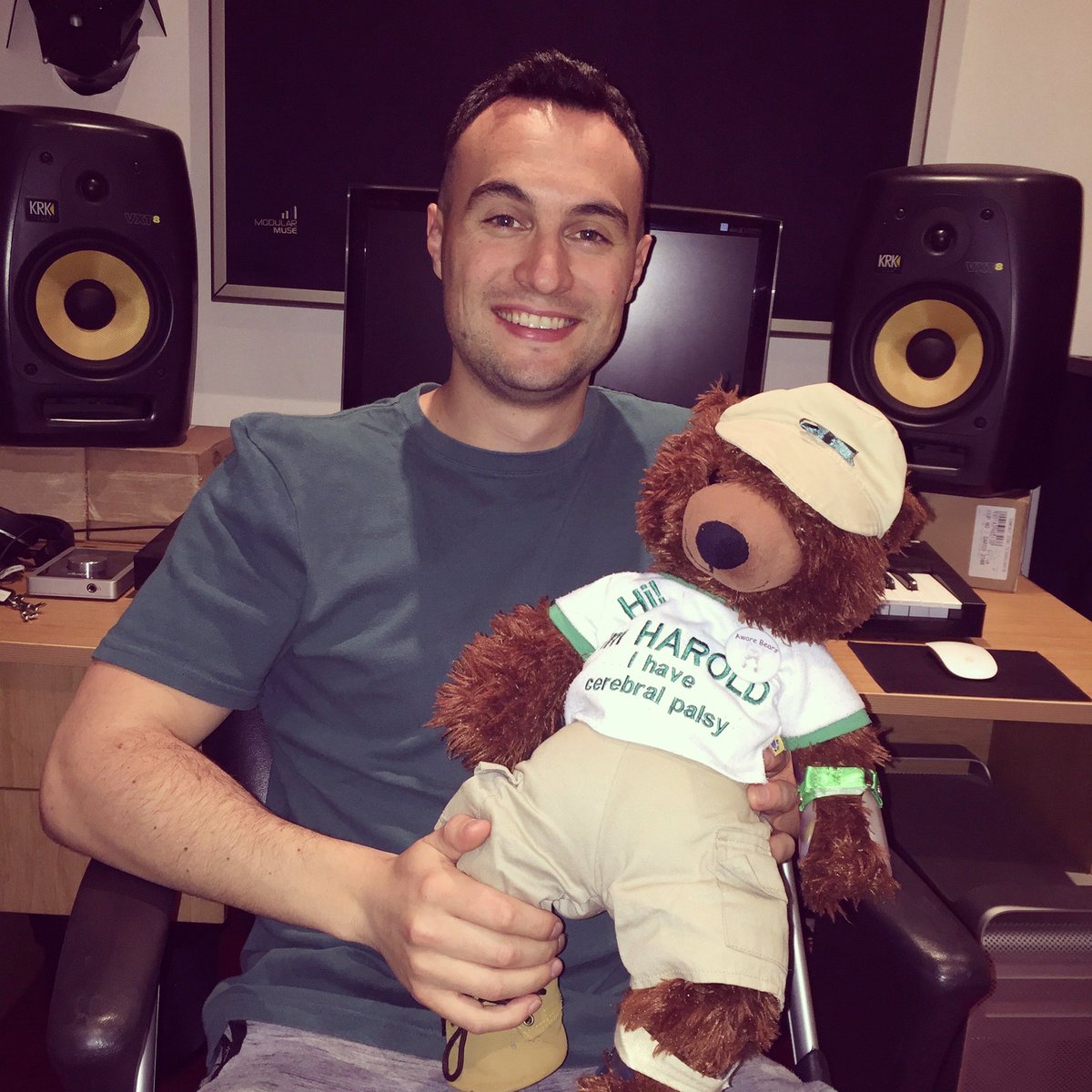Jesse_Clegg's tweet photo. Hanging with #Harold from #AwareBears. Love to those living with #CP &amp; the contributions they've made to society. Wear green for #WorldCPDay https://t.co/TnUm9DMBQg