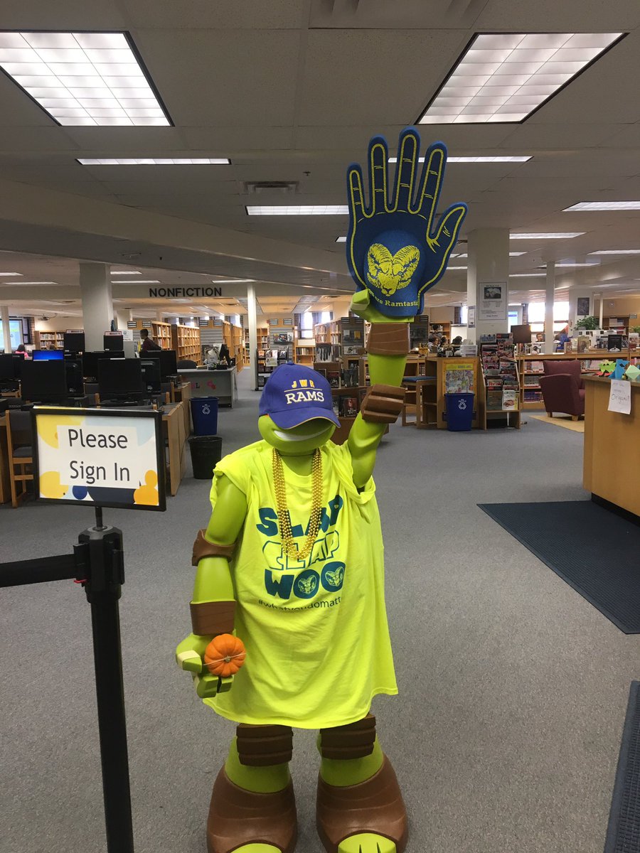 RobinsonLibrary's tweet photo. It is high five Friday in the library.
#travelingturtle https://t.co/Ugj97BMade