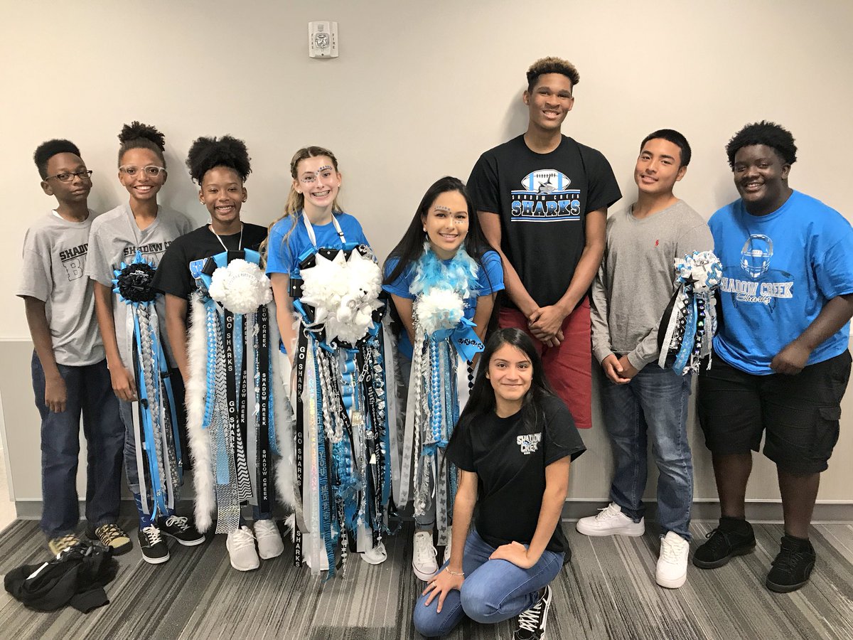 AHSCoachSSmith's tweet photo. We got spirit, yes we do! We got spirit, how ‘bout you!! #SCHSSpiritWeek #FinsUpCreek https://t.co/W7Zpfq40Ir