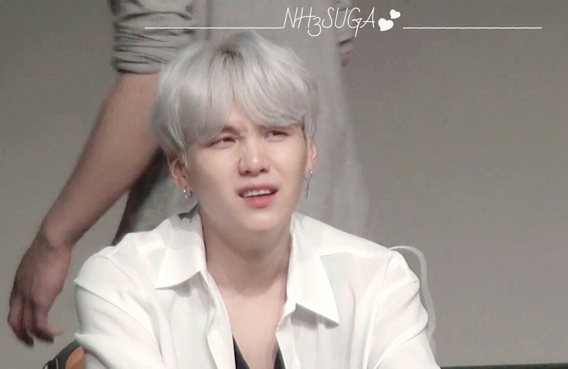 ForLove_Only7's tweet photo. #SUGA #BTS #fansignbtsher 
Face of the year 😂😂😂
Edit: By me 💕 😂😂 https://t.co/kSRcDomZgw