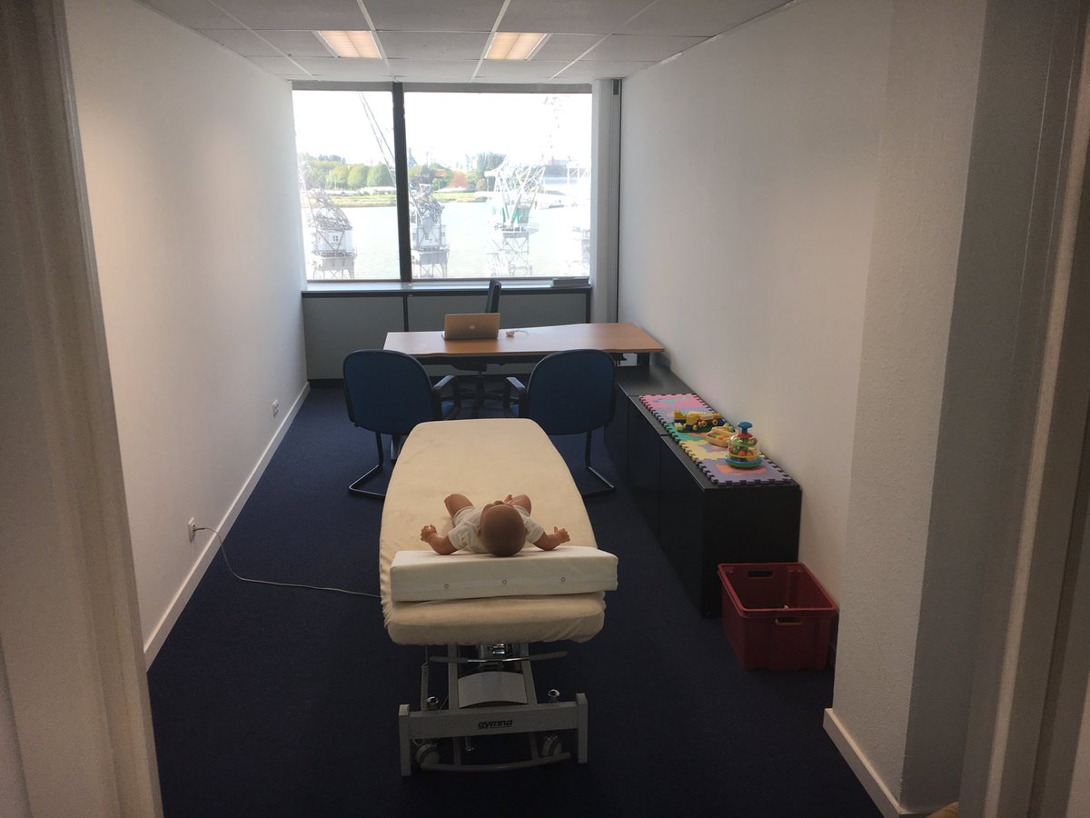 woutervanstee's tweet photo. @IAOenglish kinderclinic start vandaag met receptie 19h Antwerpen #osteopathie voor #kinderen. https://t.co/bjlzctR8U8