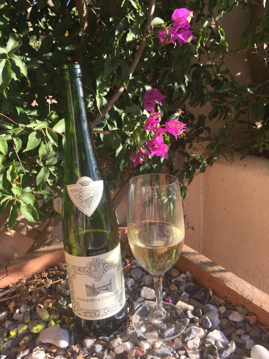 circlewine's tweet photo. A taste of #Spain. Nothing better than #Albariño in its motherland https://t.co/R0pFUdtbUj