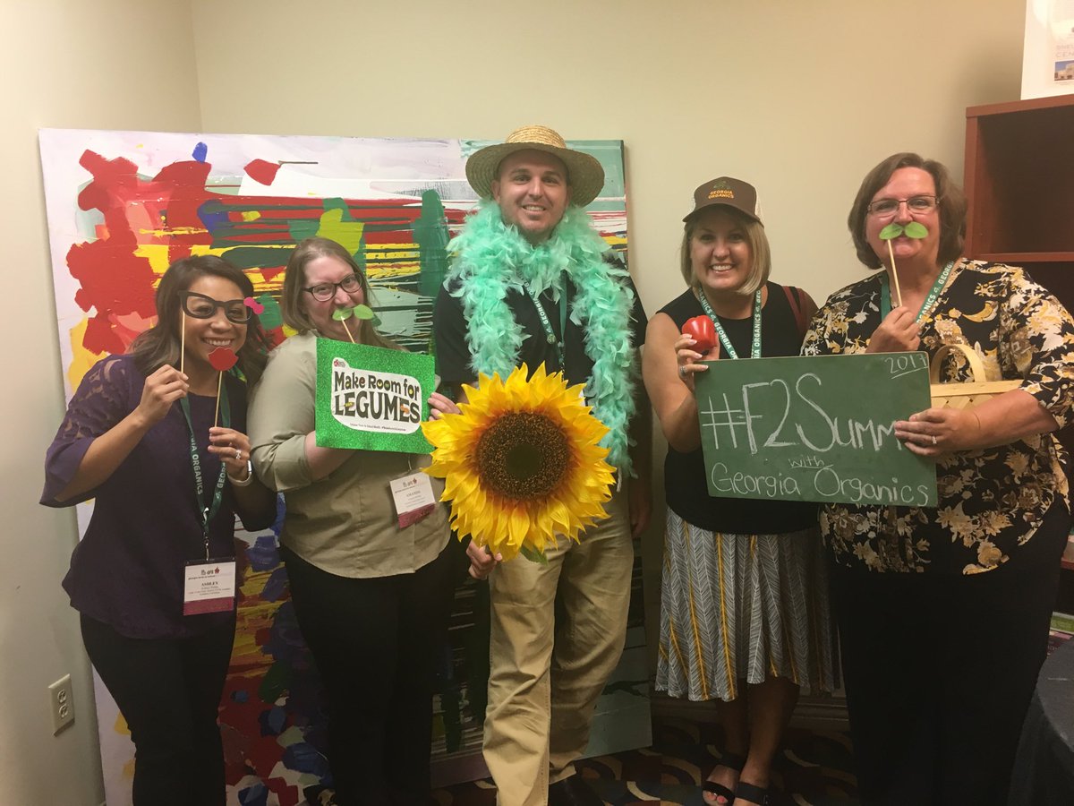 ClarkCreekSTEM's tweet photo. Fun time presenting with these folks! #F2Summit #CCSDfam #getCONNECTED https://t.co/48GPvU6Bq9
