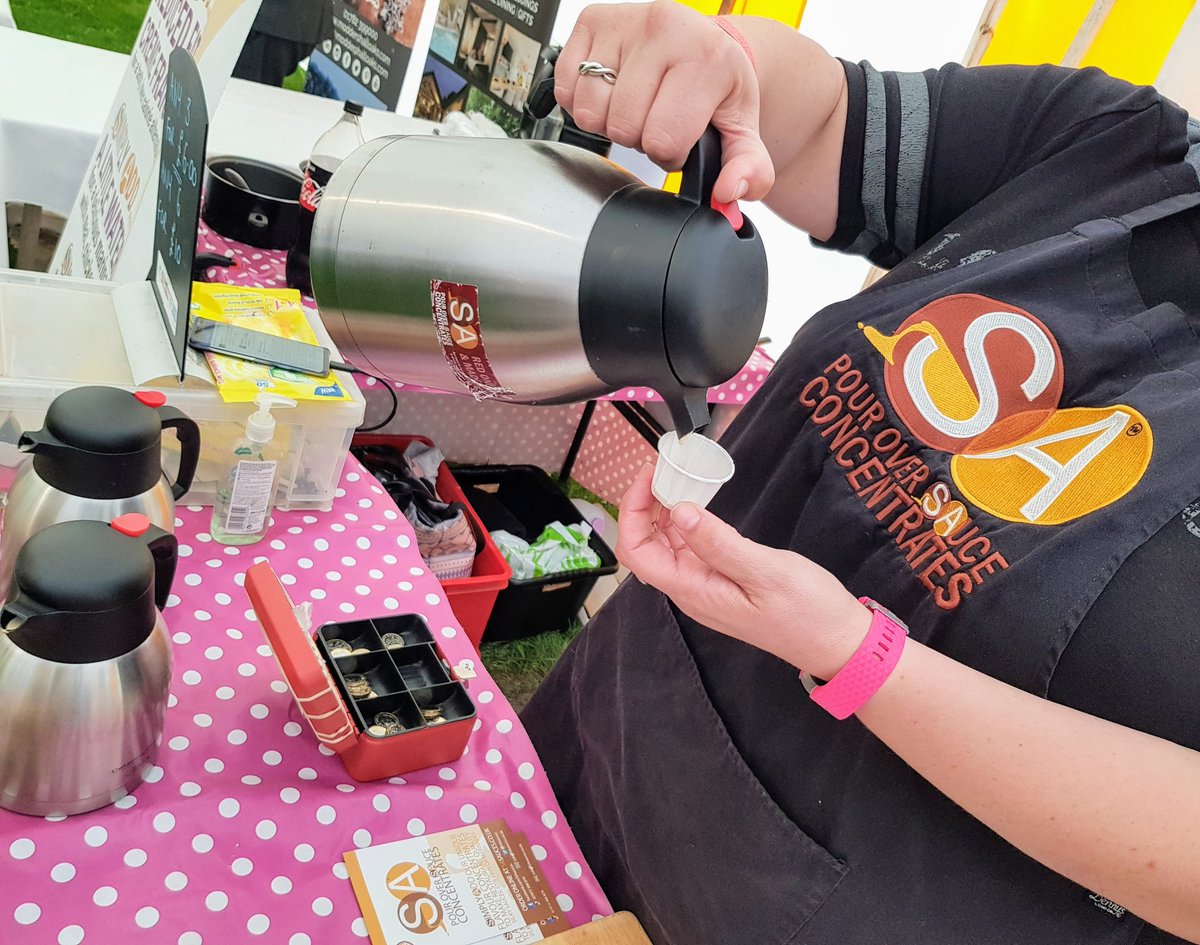 IteroAnge's tweet photo. These @sasauces tasted delicious at @StoneFoodDrink1 #hadtobuy #foodie #saucy @tourismsu @BusinessStaffs https://t.co/iPDGsYWhLZ