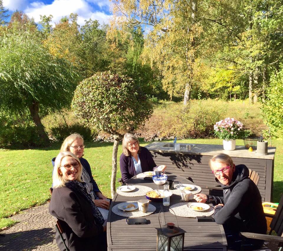 StefanJutterdal's tweet photo. Fint att få ledningsgänget från @fysioswe på "hembesök" till oss i Kvarnen idag. Uppskattas mycket. Hjälper rehabiliteringen framåt! https://t.co/93Fl3qHa74