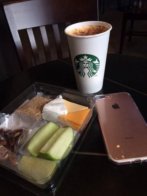 VNCLeadership's tweet photo. It’s this kind of day 😊. #PumpkinChaiLatte #bistrobox #lifeontheroad #inspiringyoungminds https://t.co/6MdHJputyO