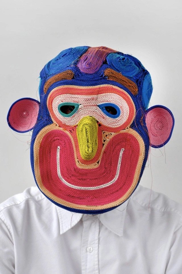 Fadhlaoui2's tweet photo. #JourneeMondialeDuSourire #BertjanPot’s carpet mask https://t.co/hjlH68ZdUZ