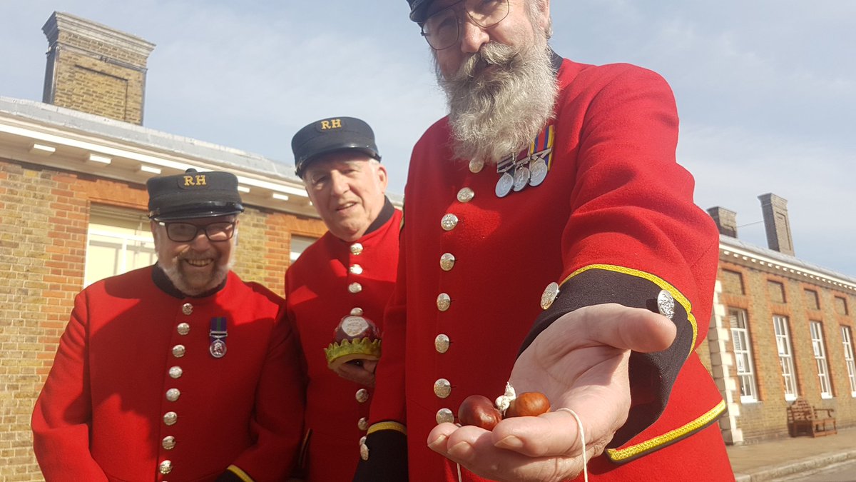 Chelsea Pensioners John, Ray &amp; Mike getting in some last minute practice ahead of the World Conker Championships on Sunday. Wish them luck!