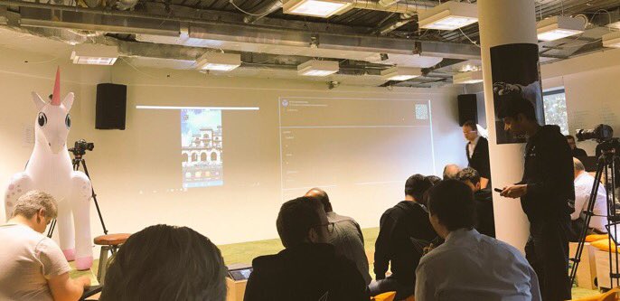 JohnStanHunter's tweet image. Jetzt die Pitches beim #Collabothon im #TechQuartier, u.a. mit @Arno_Walter der @comdirect.

Die Einhörner sind ein klares Signal. #fintech