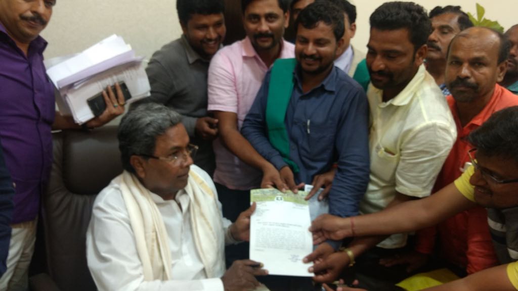 vicky90310415's tweet photo. @CMofKarnataka thanks for the assurance about our #ಮೂಡಲಗಿ taluk fight https://t.co/pnhnLzduxw