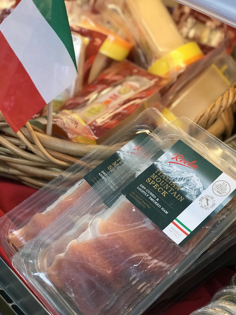 JuicewiththeJ's tweet photo. It’s Italy time!! here at HEB come in and try our delicious pastas and our Dry-Cured Lightly Smoked Ham all the way from Italy! #HEB #Deli https://t.co/in13zHYVm3