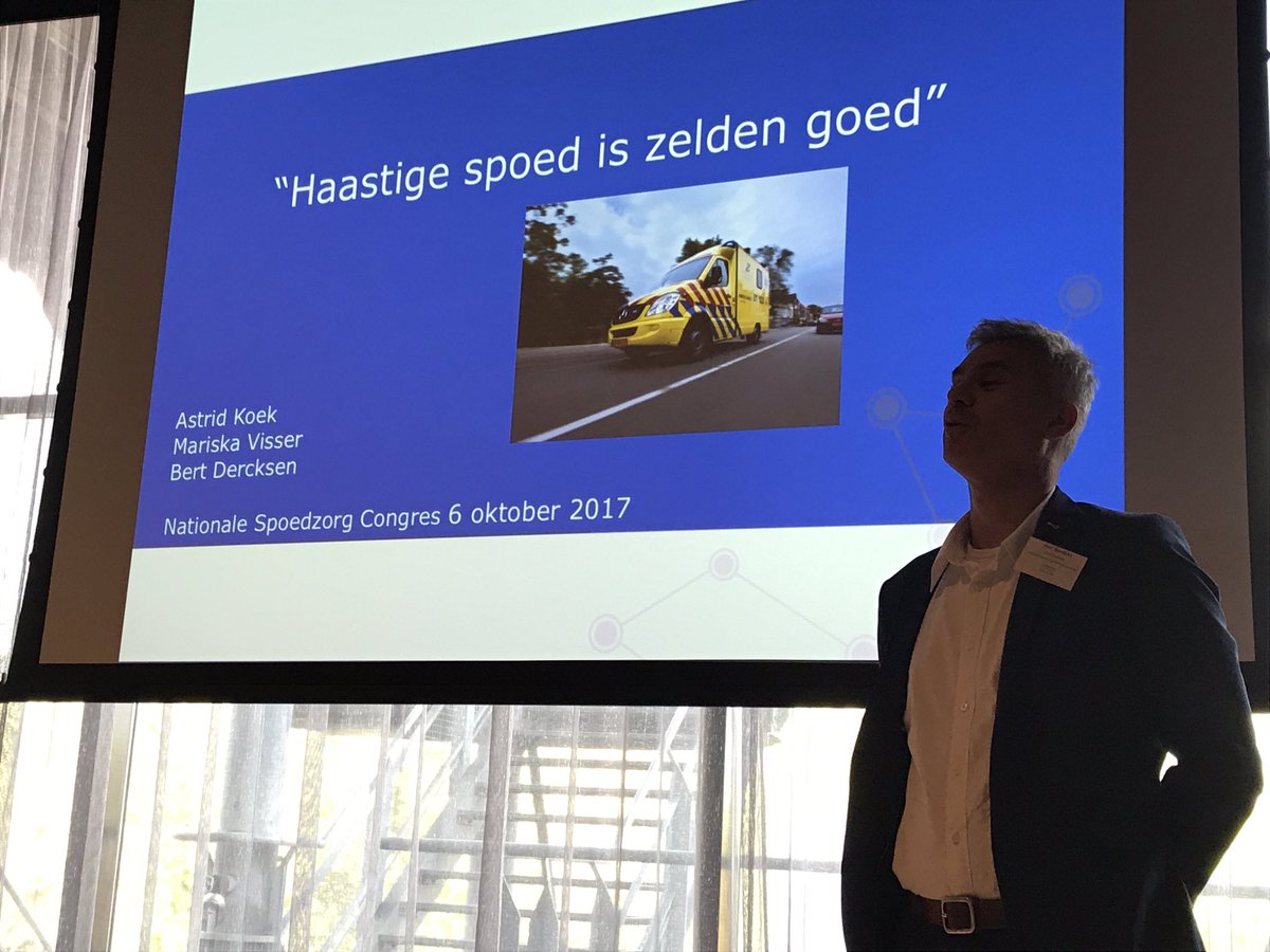 Conclusie: de 15 minuten inzet norm voor ambulances is niet vanzelfsprekend en staat ter discussie. Daar praat iedereen graag over door! #spoedzorgcongres2017