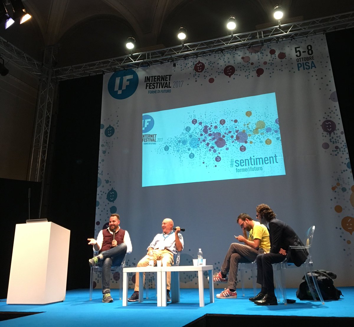#IF2017 <a href="/Taffoaq/">Taffo</a> <a href="/gtaffo/">Giacomo Taffo</a> da L’Aquila tutto parte da un numero di telefono 31.31.31 e poi i social così nasce #OnoranfeFunebriTaffo