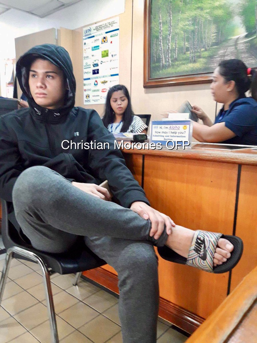 mi2_13's tweet photo. Thank you so much Dr. Napoleon B. Alcedo, Jr. Medical Director of UERMMC for doing the minor OR 
procedure on @itschristianmo God bless you https://t.co/hWho9n3Gq7