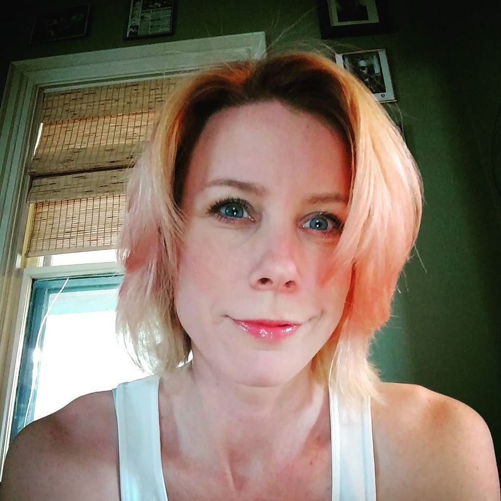 MeghanScott's tweet photo. All the cool kids are doing it. Cut &amp; colour by the turbo talented @gpkhair @vitality_medi_spa 
#pinkhair #newdo https://t.co/i8W0qHd8bq https://t.co/8rHuzANmgN