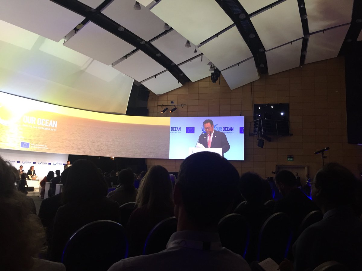 Ocean President Tomny Remengesau announces #Ourocean 2020 in the Pacific: Palau 🐋🐳🦑🐬