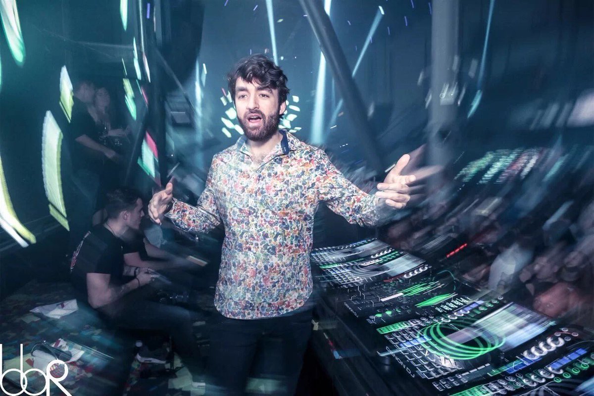 Club_bbR's tweet photo. ⭕️bbR • Moment | Hands up! 🙌🏼🙌🏼Amazing night with @OliverHeldens ! If you're here tag you &amp; your crew!   📍@Club_bbR   📸Photo on FB:Club bbR https://t.co/m7s1YdbOIQ