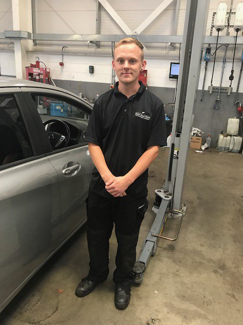 BSMNissan's tweet photo. Next to follow in Peters footsteps our latest apprentice George. starts his journey with Nissan this month#nissan#thefuture @VertuCareers https://t.co/UpmmRxIkId