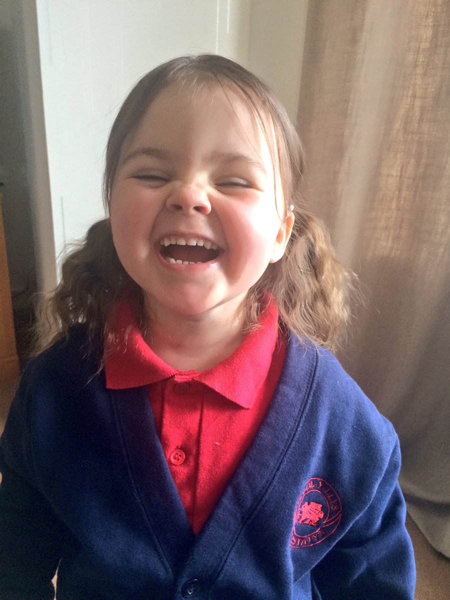welshmumtweets's tweet photo. That #FridayFeeling ๐๐ผ
She looks like a little StTrinian Today ๐ #frizzy #pigtails #sttrinian #littlemonster ๐ง๐ป https://t.co/dxOFFJPink