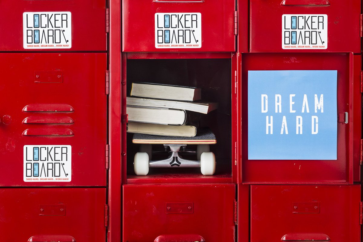 lockerboard's tweet photo. Ride to school & still have room for books in your locker 👍 #sustainable #skateboard #lockerboard https://t.co/ZRNWDPQya8