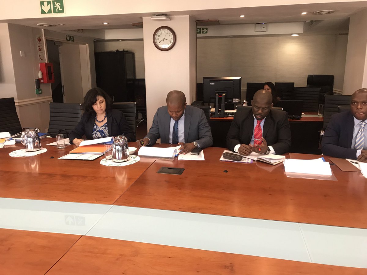 GautengProvince's tweet photo. Premier concluding #StockTake : Our departments are getting attuned to focusing delivery on what matters to the people #DrivingDelivery https://t.co/FJRZIa3XKb