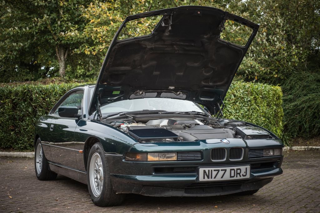 BonhamsCars's tweet image. Happy Friday! Say hello to our latest listing on TheMarket.co.uk, an Oxford green #BMW 840CI from 1995! 🇩🇪 bit.ly/2xYY3MO