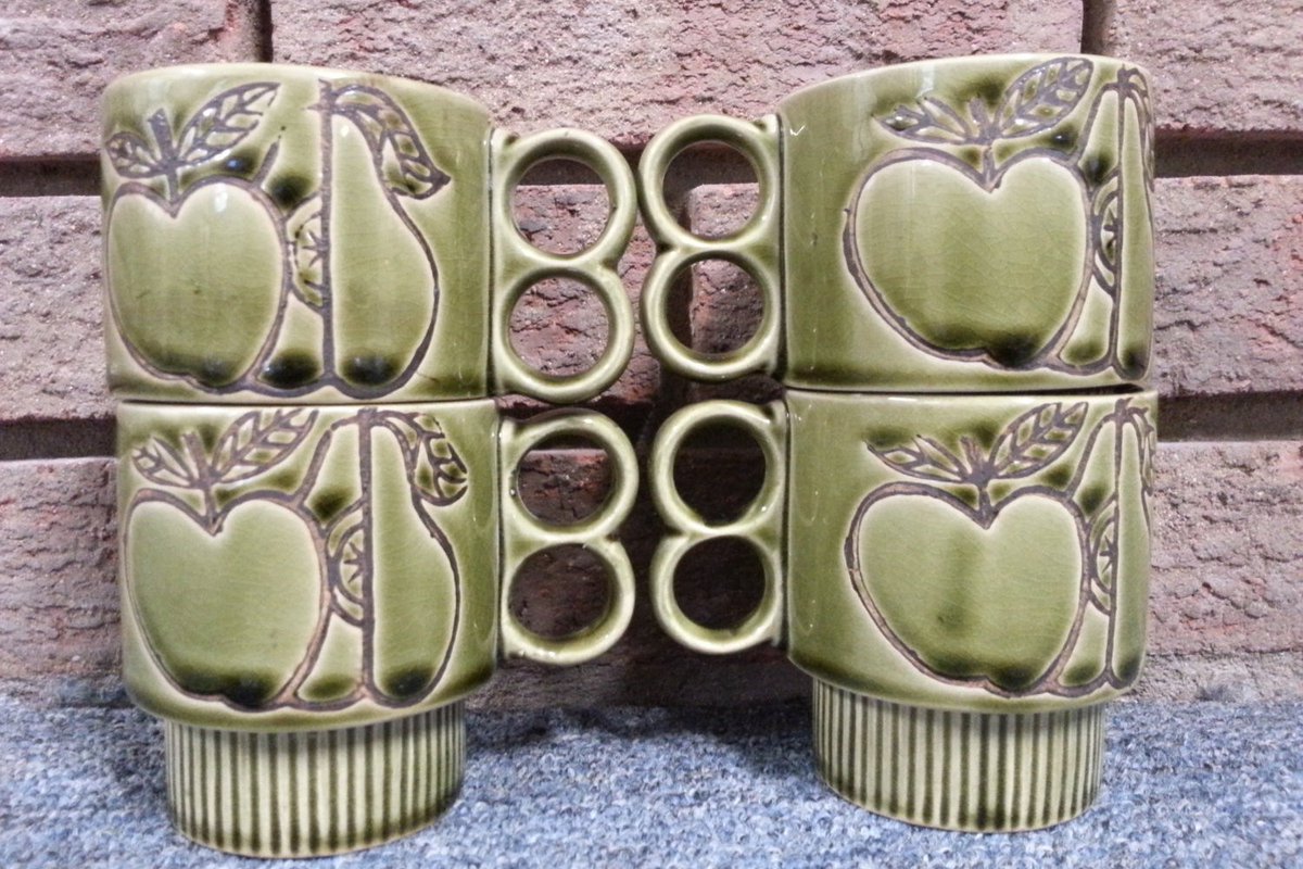0063db's tweet photo. Retro Green Stacking Mugs - SET OF 4 1960's popular in the 197β¦ https://t.co/iJQm0nyHf4 #CoArtDesigns #StackableMugs https://t.co/AH66mYNjLS