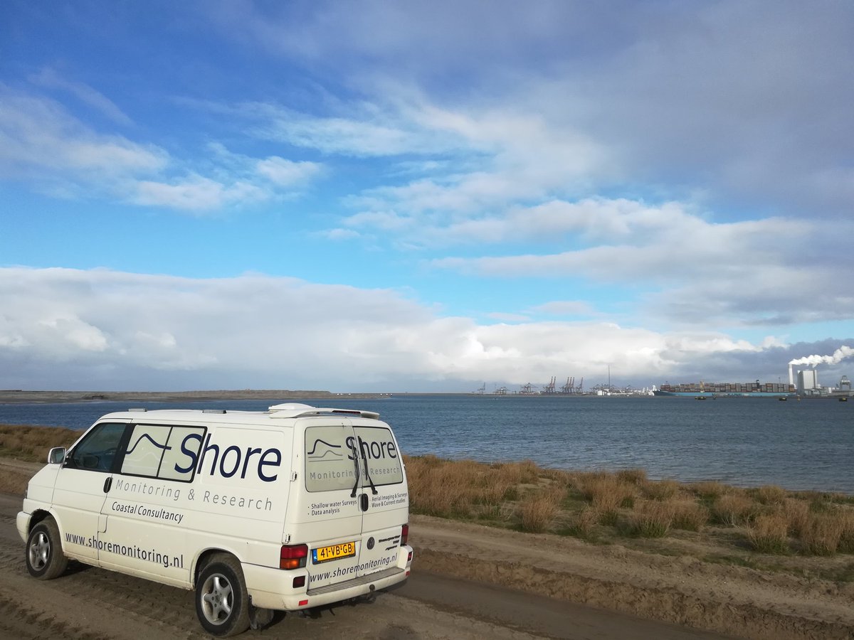 ShoreMonitoring's tweet image. Flexible #surveying within 2hrs from 1st contact on the other side of #storm #waves #maasvlakte2 #gettingitdone