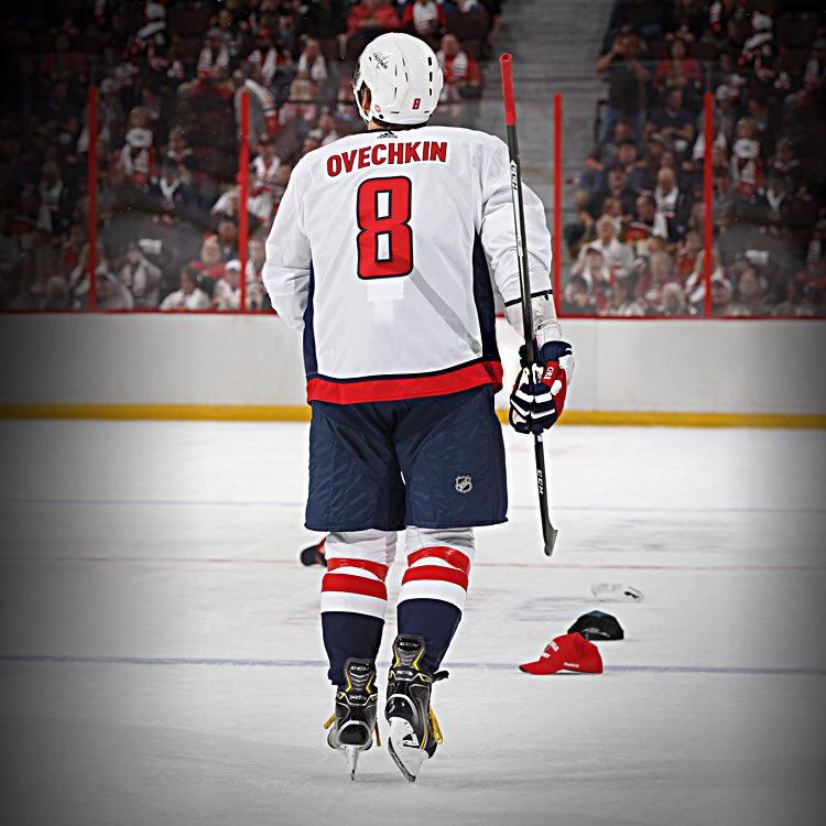 Welcome home. 🚨🚨🚨 #MadeOfHockey