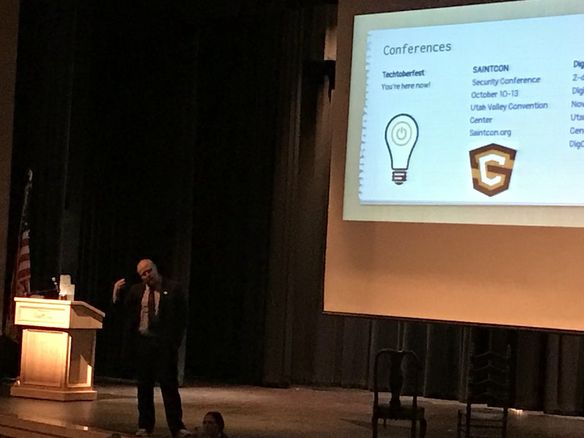 CUES4Training's tweet photo. @lars3eb giving a great keynote at tectoberfest/CForum. It’s going to be a fun day. #cuestraining https://t.co/SJDnGDyEFA