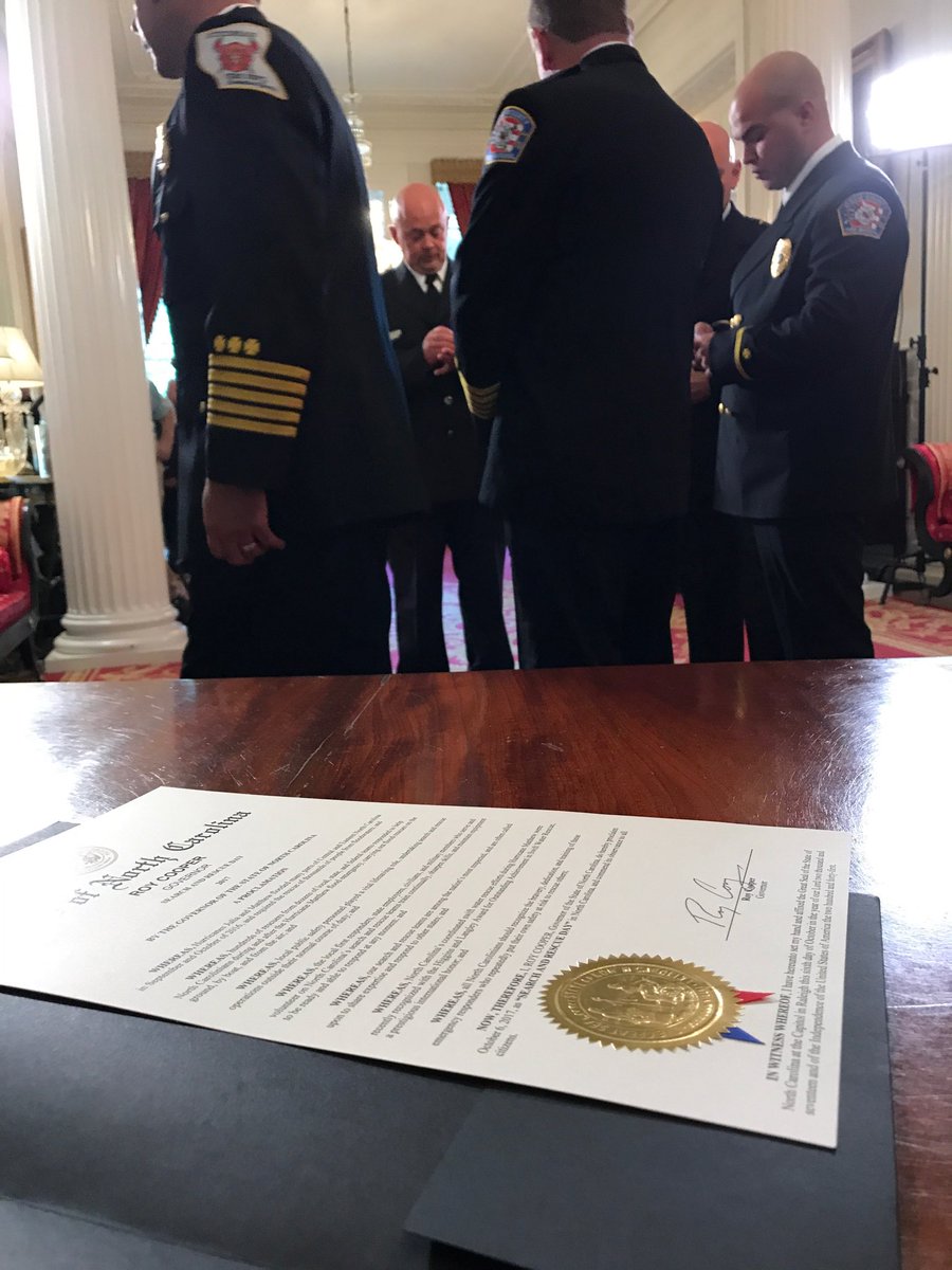 NCEmergency's tweet photo. Gov Cooper said Oct 6 is NC Search and Rescue Day. Thanks to the #NCSAR rescue techs who save lives daily. #ReadyNC https://t.co/E00zzw9iFz