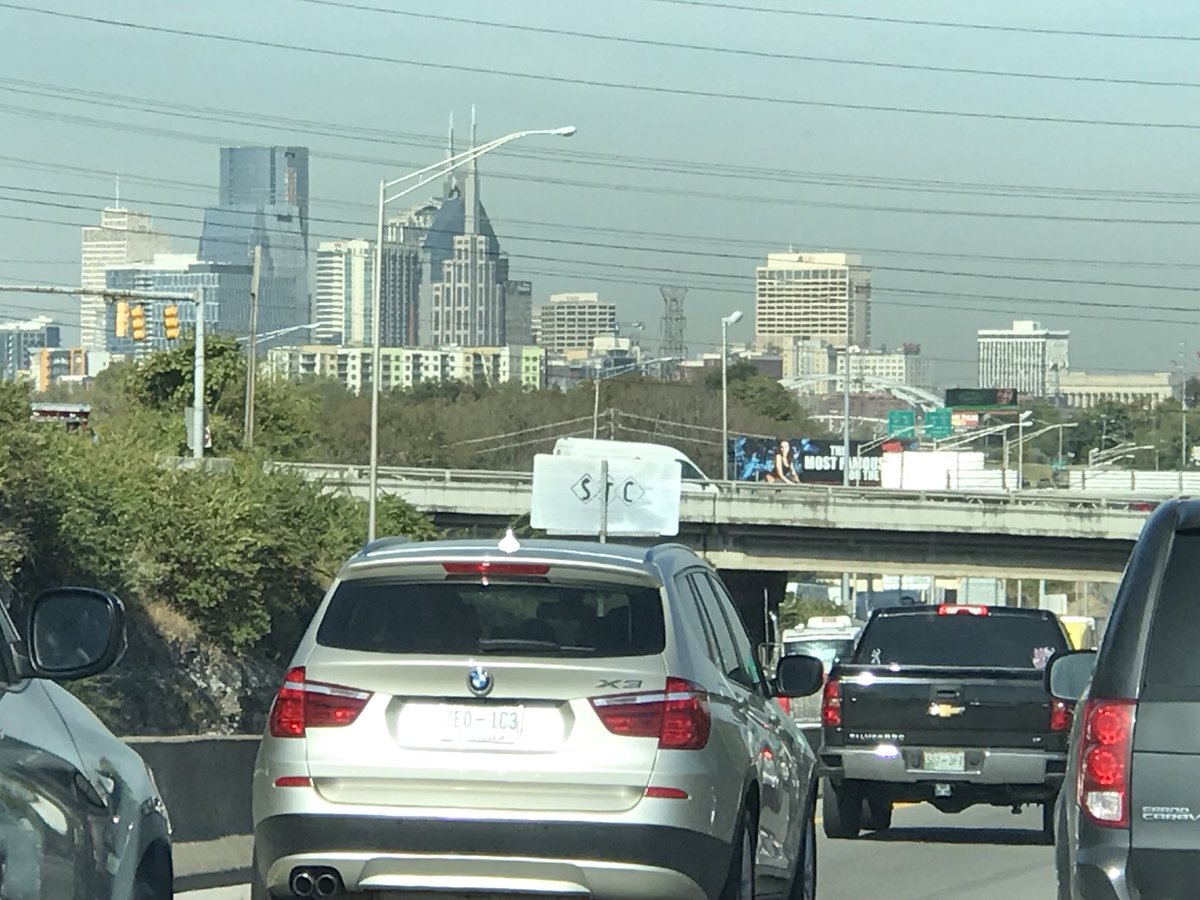 KatieMcCallTV's tweet photo. Hello, #Nashville! #VUReunion #Commodores #AnchorDown #Vanderbilt #CommodoreCardMissing #uberview https://t.co/B0OvM5BH9s