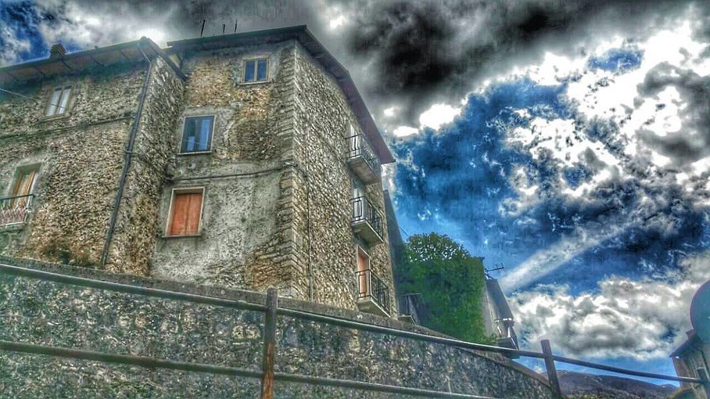 iConsigliati's tweet photo. RUBRICA - Borghi d'Italia -
Parliamo di.....SCANNO
⭐Fa parte del club i Borghi più belli d'Italia⭐
🔸️〰️🔸️〰️🔸️〰️🔸️〰… https://t.co/Zr1mMqMsH0 https://t.co/dyYHTno1PA