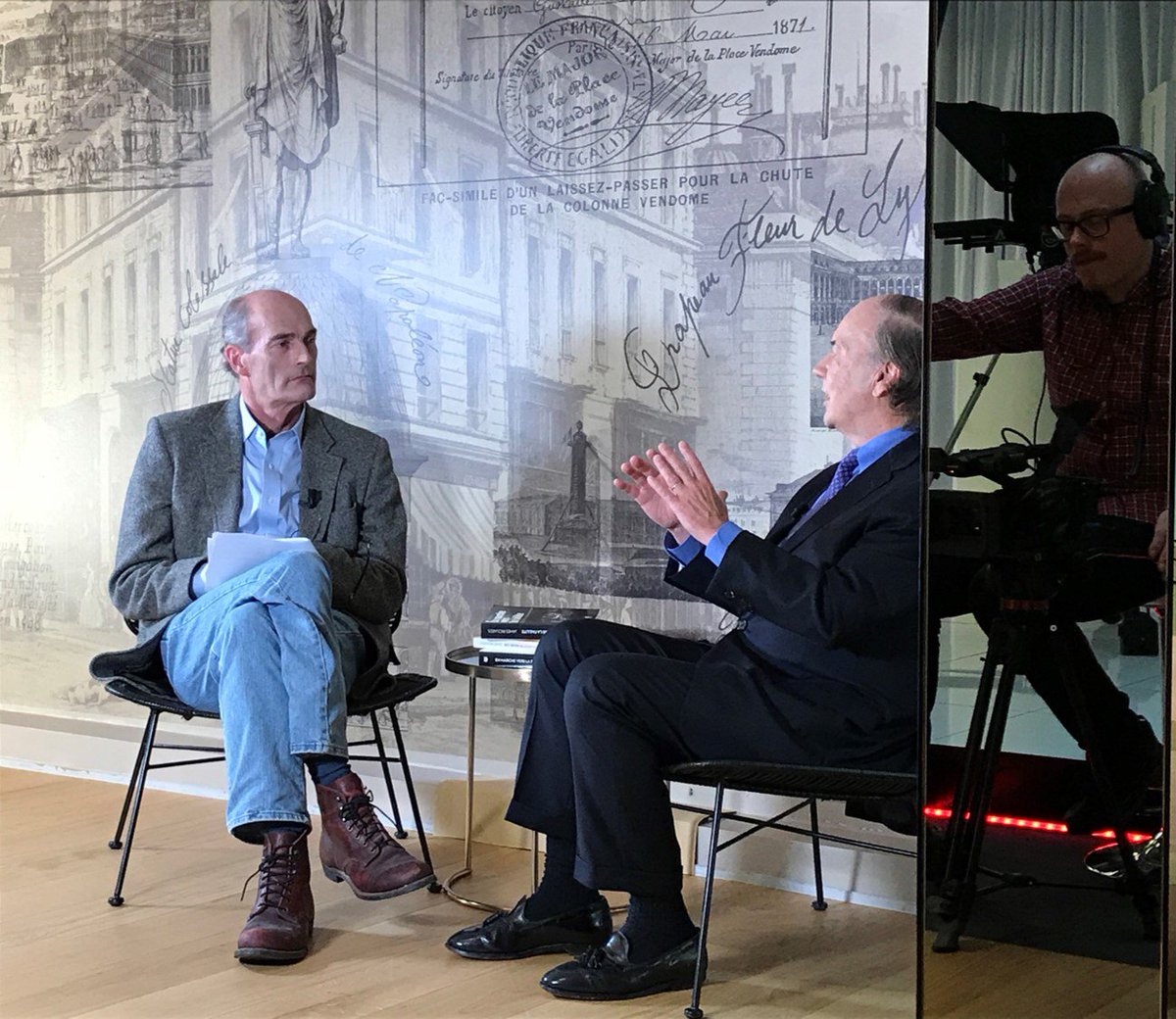 JimRickardsenFr's tweet photo. #VIDEO 
ITW Bill Bonner &amp; Jim Rickards sur la faillite programmée par nos élites @BillBonnerDiary
C'est ici ➡️ https://t.co/HeQpu9AbpT https://t.co/Kr4AlK7Rd6