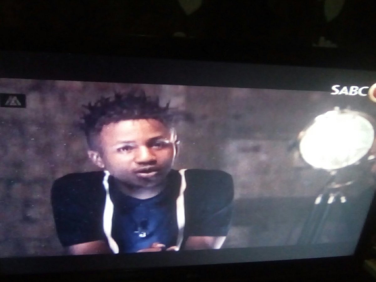 BeekaY_08's tweet photo. Before
#ManandoAlbum https://t.co/mLulLWCuOA